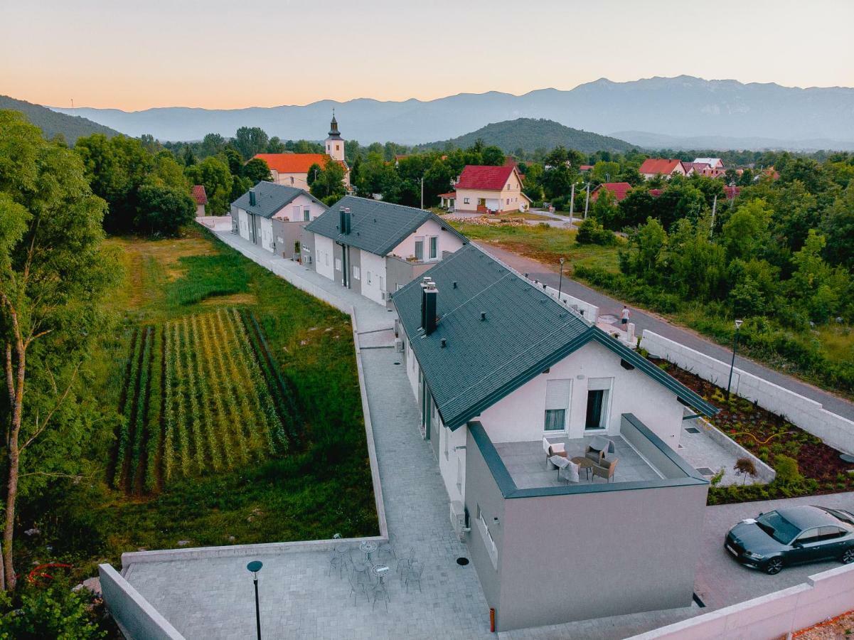 Degenia Velebitica Villa Lovinac  Bagian luar foto